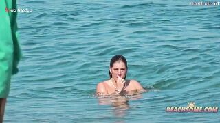 الجزء الثاني شاطئ العري لوس  فيلم سكس  انجلوس و سكس جماعي رهيب شاهد الان قبل الحذف جودة عالية