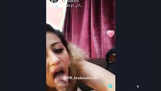 المتناكه سكس مصري  فريده نزله لحس في زبر حماده  و بتقولوا دلع كسي ياحماده زبرك وحشني اوووي