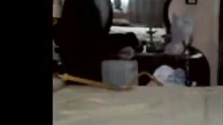 شهد العالقه مع جوزها امها في السرير البت سكس مصري  طلعت خبره زي امها بتبلع زبري و بضاني هيجتني فشخ