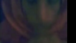 قحبه مصريه كسها كبير اوي ومشعر نايمه علي  سكس تويتر بطنها بتلعب في بزازها و حبيبيها مفلقس طيزها فشخها نيك