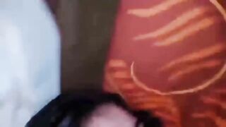 لوسي  xxnx الحيحانه كسها شرقان نيك نايمه وفشخ رجلها ل حبيبها عماله تخبطلوا علي كسها عشان يهيج عليها ويفشخ كسها