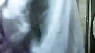 المعلم بينيك وحده عندها 70سنه  الحاجه كسها  xxnx لسه شغال وفشخ رجلها فشخت محترفين  لبوه نيك في نفسها