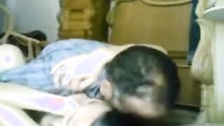 النجار جاب المموس  فوزيه  فوزيه مسكها فشخها xxx  نيك في الورشه المموس بتقول براحه كسي وجعني اوووي