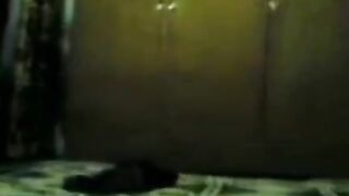 مموس حيحانه بتخون  سكس تويتر جوزها مع اخو اللبوه بتستناء جوزها يروح الشغل وتنزل لاخو يفشخ كسها وينكها