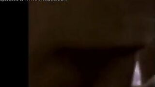 سكس بلدي علي ابوها اللبوه سكرانه اوي فشخ رجلها وعماله تدلع سكس عربي  الزبون الهايج ابو زبر كبير فشخها نيك