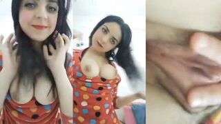 مموس صغيره اندرايدج مصور سكس مترجم  فيديو ل صاحبها و هي عماله تمص في بزازها و بتلعب في كسها المشعر لبوه هايجه