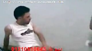 لبوه كبيره في السن مع عيل صغير فاشخ كسها نيك  افلام سكس طويلة علي الارض المموس تخينه اوي و كسها ضيق فشخها نيك