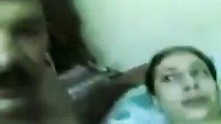 اللبوه بتقوليبراحه يا احمد اححح  سكس مصري جديد  دا انا هفشخ كسها اخليها مش عارفه تمشي عشان بتقولي مبتعرفش تنيك