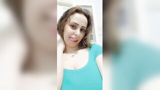 القحبه بعتالي فيديو نااار وهي فشخ كسها شرمها سكس  وعماله تدعك فيه وتقولي تعال نكني بقي انا كسي حيحان عليك موت