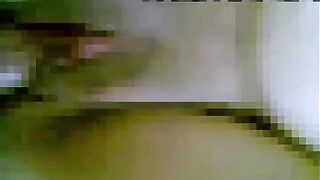 ساره مموس اتناكت تلات مرات و كسها لسه شرقان احاا اللبوه  شرمها سكس بتنور بعد ما بخلص نيك فيها ببقي عايز افشخها تاني