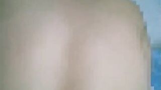 ساره مموس اتناكت تلات مرات و كسها لسه شرقان احاا اللبوه  شرمها سكس بتنور بعد ما بخلص نيك فيها ببقي عايز افشخها تاني
