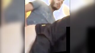 الشرموطه جت الصبح نيج عراقي  صحتني وعايزه تتناك خلعت البنطلون في الصاله ونزلت مص في زبري قومت عليها فشخت كسها نيك