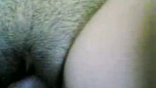 الحيحانه ام كس مشعر نايمه  فيلم سكس علي ضهرها الزبون الكويتي فاشخ كسها الحيان نيك عنيف فشخ مموس مصريه هايجه