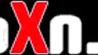 المتناكه لابسه قميص نوم اسود جامد و لابسه عليه الحجاب نزلت  xnxx xxnxx مصري علي ركبها بتبلع زبر الفحل بتاعها وبتلحس خرم طيزوا