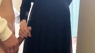 جارتي المتناكه طلعت تنشر الغسيل فتحت باب الاوضه وفرجتها زبري وهو واقف كسها اترعش دخلت xnxx xxnxx مصري  شلحت هدومها وقالتلي نكني اوي