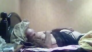المموس لابسه قميص نوم اسود فاجر ومعاها راجل كبير في السن سكس تويتر  فاشخ كسها نيك هو نايم علي ضهروا وهي اللي بتتعامل