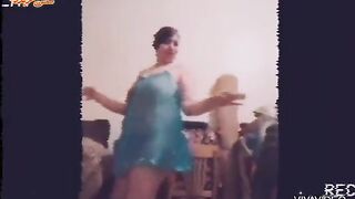 مقاطع ساخنه حصري علي موقع انا مزه شراميط عري  نيج طيزهم كبيره اوي و اكساسهم مفشوخه من كتر النيك نيك فموي عنيف