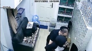 الجزء التاني المدير بتاعي خلاص بقي مدمن كسي مبقاش يعدي يوم  نيك مصري غير لم ينكني و يريح زبر الكبير عليا  موقع انا مزه