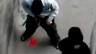 اللبوه راحت مع سكس مصرى  صاحبها ورا مصنع الكراسي ومكه قعده علي زبر ونزل نيك فيها لحد ما جبهم فشخ كس اللبوه