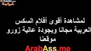 الشرموطه استغلت غياب اهلها و جابت صاحبها الشقه مسكها نزل لحس ومص في بزازها فيلم سكس   و كسها الممحون و فشخ طيزها الصغيره نيك