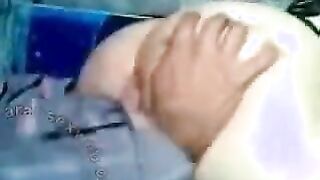 شرموطه هنديه لبوه بتتناك من عشيقها في الشارع قدام الناس xnxx xxnxx مصري  المموس خلع البنطلون و ركب فوق زبر فشخ كسها نيك
