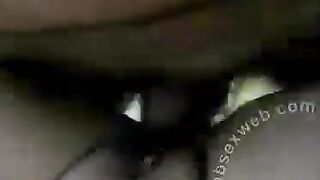 شرموطه سعوديه كسها هايج فشخ عشيقها راكب  سكس مصري فوق كسها وفشخها نيك عنيف و المموس بتقولوا عايزه تتفشخ اكتر موقع انا مزه