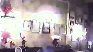 حصري موقع انا مزه فضيحة  سكس مصري مني فاروق الهايجه اللبوه اتفشجت نيك علي الارض من صاحبها الكويتي  المموس استاذه في النيك