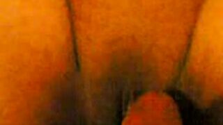 حفلة نيك جماعي علي مموس الشرابيه سكس مصري  الهايجه قعده وسط تلات رجلها بتشد خبور معاهم مسكوها فشخوها نيك التالته