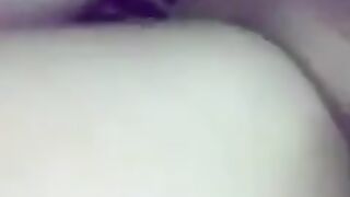 شرمطه مغربيه كبيره في سن سكس مصري  مع الزبون الهايج نايمه تحت منوا و هو فاشخ كسها المنفوخ نيك عنيف بزبر الكبير
