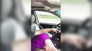 المموس هاجت علي حبيبها وهي قعده جنب في العربيه بتسواق سابت السواقه ومسكت  سكس مصري زبر فضلت تمص فيه لحد ماجبهم في بوقها