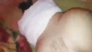 مسكت جارتي المربربه ام طيز كبيره فشختها نيك المم سكس مصري وس عمل شريفه عليا لحد ما جبتها تحت زبري و فشختها نيك