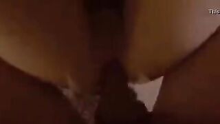 خرم طيز اللبوه جامد نيييك نايمه علي ضهرها و رفعه ر سكس مصري جلها لفوق وبتقول ارزع جامد في طيزي عايزه زبرك يفشخني