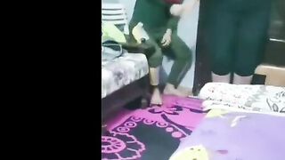 الديوث و الشرموطه فاتحين لايف و بتقولوا احا الواد زبر و سكس مصري قف عليا عايز ينكني و الخول بيطلب اسد عشان يخلي ينكها