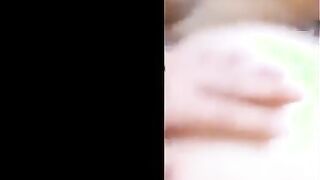 انا رضا الحيحانه من الغردقه بحب اتناك انا وصحبت سكس مصري ي مع بعض هي تفشخلي طيزي و الزبون يدخل زبر فيا وينكني