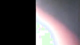دخلت علي حسين صاحبي لاقيت معا شرموطه هايجه ركب علي زبر و ف سكس مصري شخ كسها نيك  لم لاقتني بصور قامت تجري عشان مجبش وشها