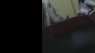 صاحبي كان جايب شرموطه هايجه معا البيت و مكنتش عايزه تنام معايا انا كمان  سكس مصري صورتها و فرجتها الفيديو لم طلعت دخلت معايا زي الكلبه