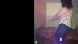 حفلة نيك جماعي ل شراميط العراق الممحونين اللبوتين نزلين رقص ل سكس مصري  زباين البحرين وهي سكرانين نيك وعمالين يخبطوا في بعض