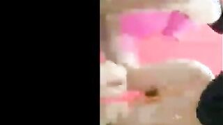 هيام القحبه مموسه تانجحو لايف لبوة السلام عامله شغل عالي ه سكس مصري ي و اختها الهايجه عشان يلم دعم واقفين يهزوا في طيزهم
