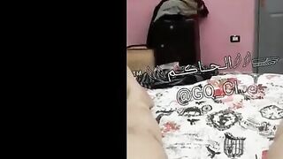 مموس كبيره في السن مسك زبر الزبون  نزله لعب بلسانها في راسو  وهي بتفعص في بضانوا المنفوخه مسكها فشخها نيك xnxx عراقي