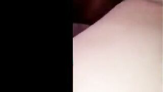 الزبير الفاجر شقط مموس و مكنش عندوا مكان مسكها في العربيه فلقس طيزها و فشخها نيك عنيف في كسها وطيزها xnxxمصري
