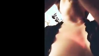 كبيره في السن بس سكس العرب  خبره في المنيكه و الشرمطه قعده تحت رجل حبيبها عمال يضربها بزبر علي وشها و بزازها قحبه