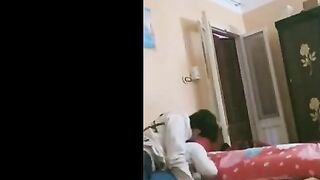 احمد الهايج غفل المموس صاحبتوا وصورها و هو مسكها بالعافيه  سكس سوداني بينكها في طيزها و هي عماله تصوت و تعيط فشخها نيك
