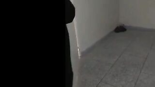 القبحه المقبه سكس مصر  طلعت ل عشيقها شقتوا بعد ما جوزها مشي فلقست طيزها و قالتلوا يلا نيك كسي انا معبي لبن كتير