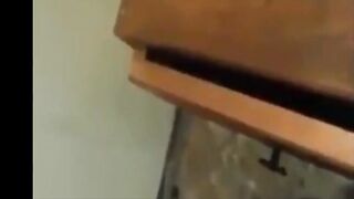 العرص بيصور المموس سكس مصر  في السرير بعد ما نكها و فشخ كسها و طيزها مسك عليها الفيديو عشان يبعتوا ل جوزها لبوه مصريه