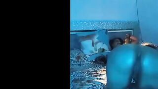 عماد شقط لبوه ممحونه اوي  فضلت ساعه كامله تمص وتلحس في زبر سكس مصر  و بضانوا مسكها رفعها علي الشزلونج وفشخها نيك