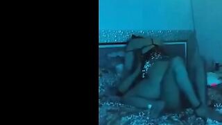 عماد شقط لبوه ممحونه اوي  فضلت ساعه كامله تمص وتلحس في زبر سكس مصر  و بضانوا مسكها رفعها علي الشزلونج وفشخها نيك