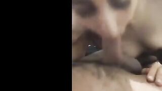 الشرموطه مسكه زبر الزبون بلع كله في بوقها و عماله ترضع فيه طلعت سكس مصر  ركبت علي زبر و فشخ كسها الشرقان نيك عنيف
