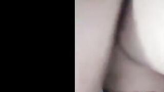 عنتيل شبرا شقط المموس مياده و خدها علي الشقه المتناكه طلعت استاذه  سكس مصر في مص و لحس الازبار بلعت زبر كله جوا بوقها