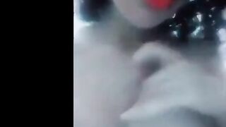 بنت المتناكه كلمتني سكس مصر  فيديو وهيجتني عليها نيك بكلامها و طريقتها في شرمطتها عليا وهي عماله تعصر في بزازها