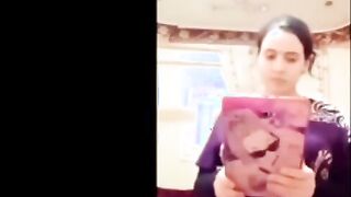 الموس الحيحانه بتكلم صاحبها  سكس مصر و قالتلوا متقفلش النت هبعتلك حاجه بعتتلوا فيديو ليها وهي عريانه وعمال تلعب في بزازها